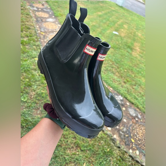 NWOT Women's Original Gloss Chelsea Boots size 11w - Picture 3 of 11